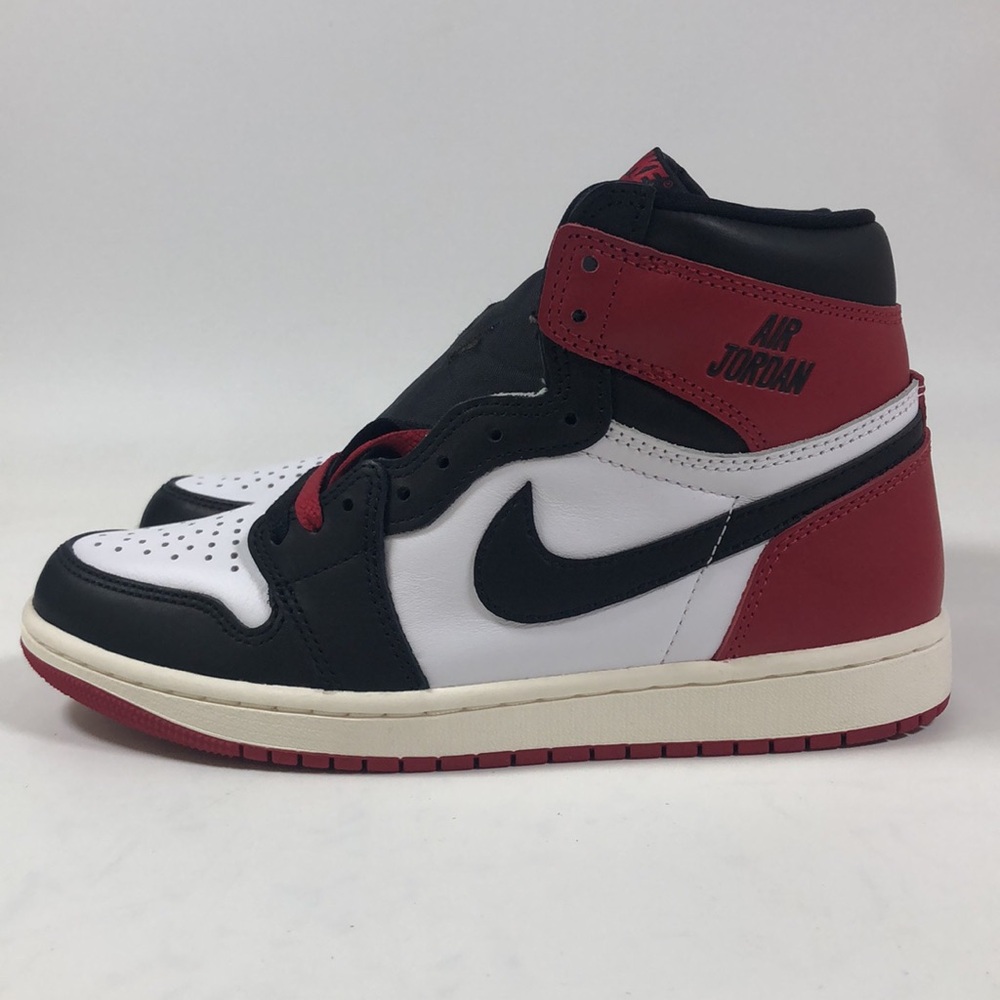 Mens Air Jordan 1 Retro Hi OG ‘Black Toe Reimagined’ NWOB DZ5485 106 - Picture 2 of 4